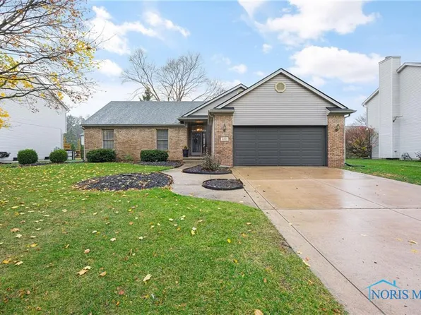 2221 Gradwohl Rd, Toledo, OH 43617
