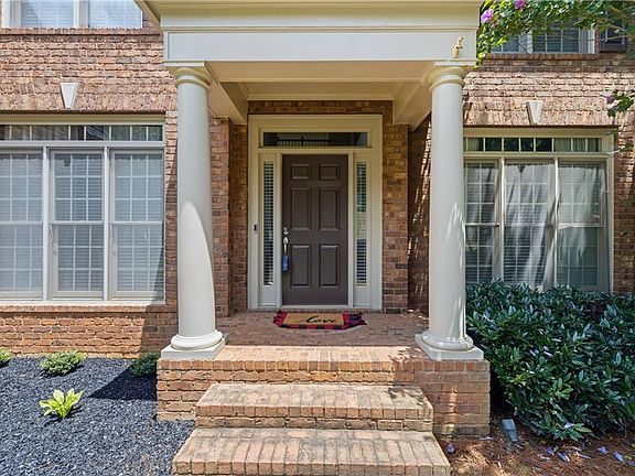 3rd image of 5519 Highland Preserve Dr