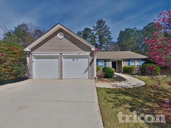 2nd image of 40 Devyn Ln