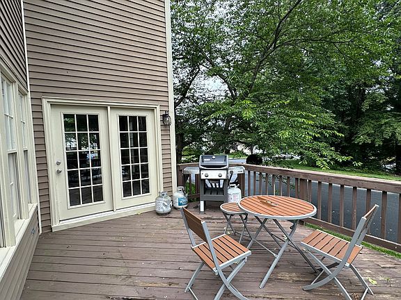 3rd image of 3830 Marquis Pl