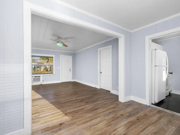 840 Almeria Rd, West Palm Beach, FL