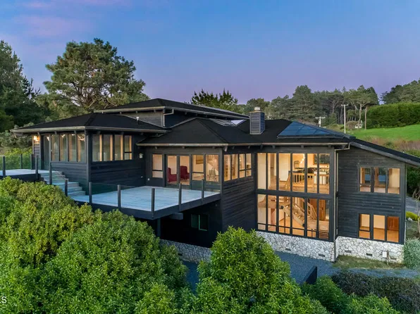 45460 Indian Shoals Rd, Mendocino, CA 95460