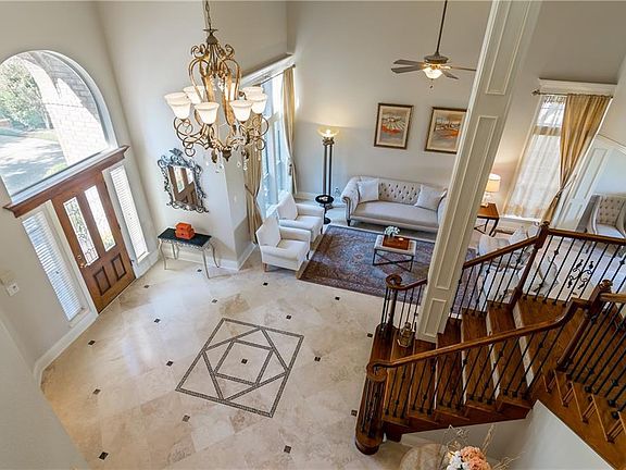 3rd image of 7436 Bradford Pear Dr