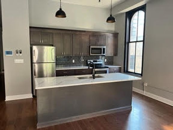 2nd image of 29 N Pearl St #2
