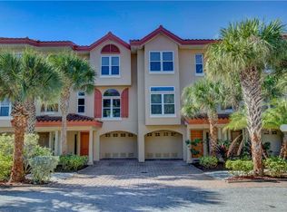 245 N 17th St, Bradenton Beach, FL 34217