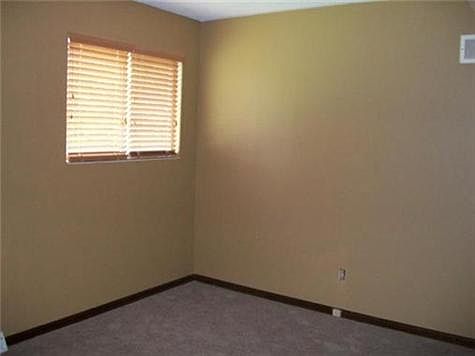 3rd image of 5205 Farley Ct