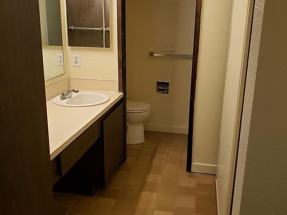 4th image of 1617 1st St #21