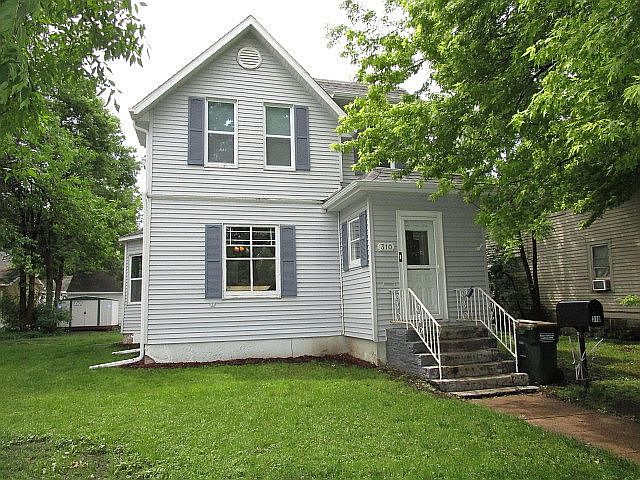 1st image of 310 SE 1st Ave