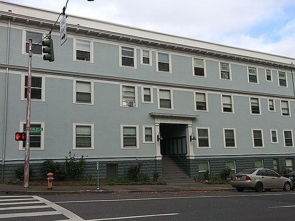 2nd image of 1331 SW 12th Ave APT 22