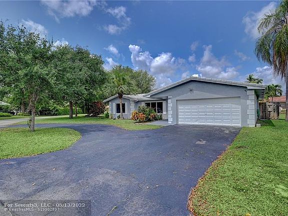 4th image of 8600 NW 28th Dr