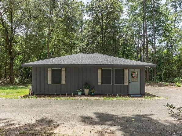 105 Saxon Ln, Woodville, TX 75979