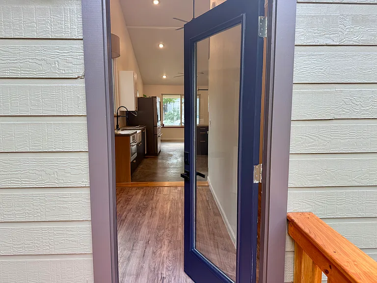 1304 Singleton Ave — Photo 11