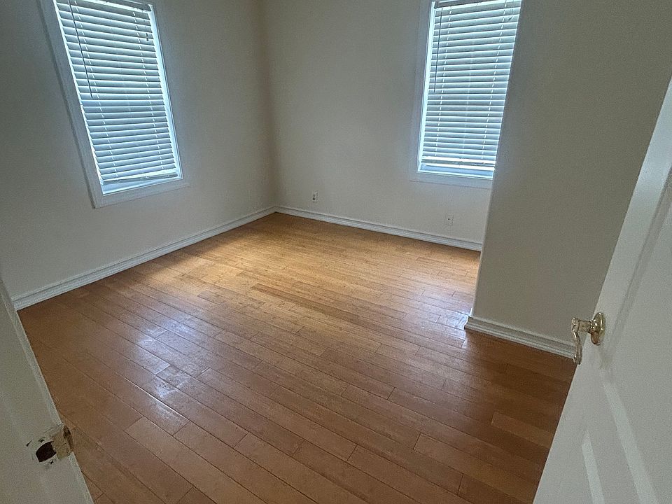 1st image of 4843 Lexington Ave