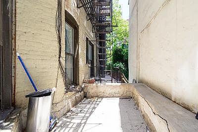 1st image of 18 King St #C2