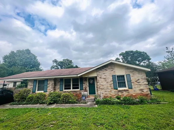 3207 Bayless Dr SW, Huntsville, AL 35805