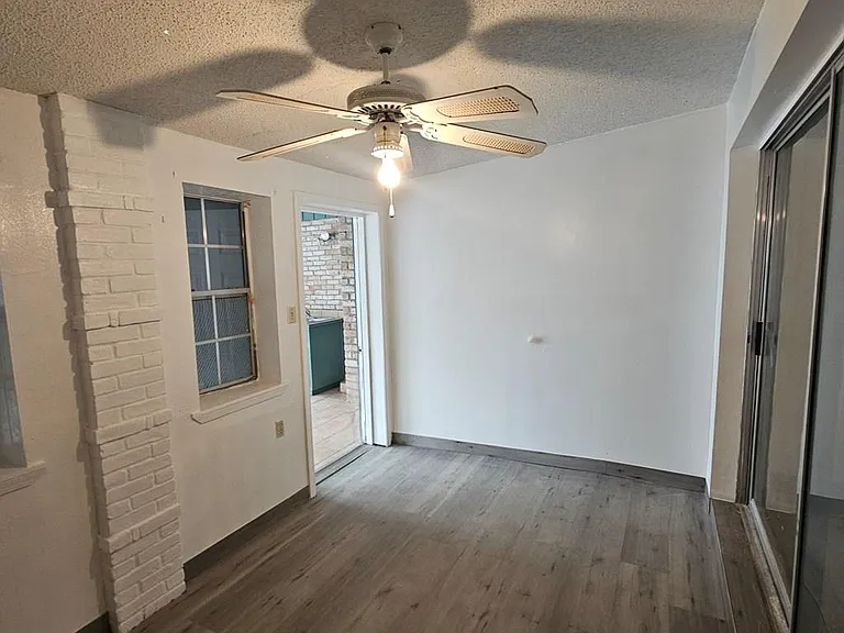 45 Westchester Cir — Photo 34