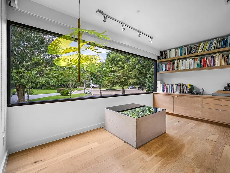 10 Inwood Oaks Dr — Photo 14