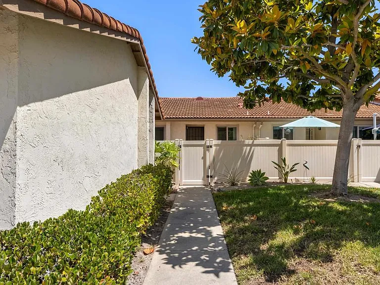 1723 Kellington Pl — Photo 1