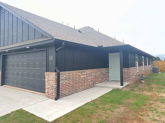 2nd image of 11427 University Dr