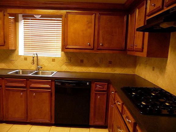 3rd image of 15407 La Paloma Dr