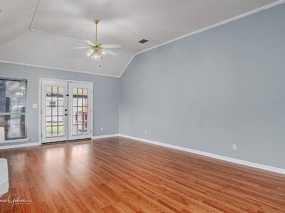 4th image of 3303 Salem Pl