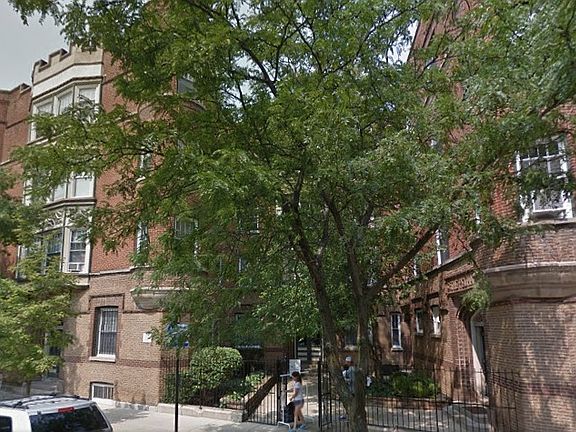 2nd image of 328 W Dickens Ave APT 27