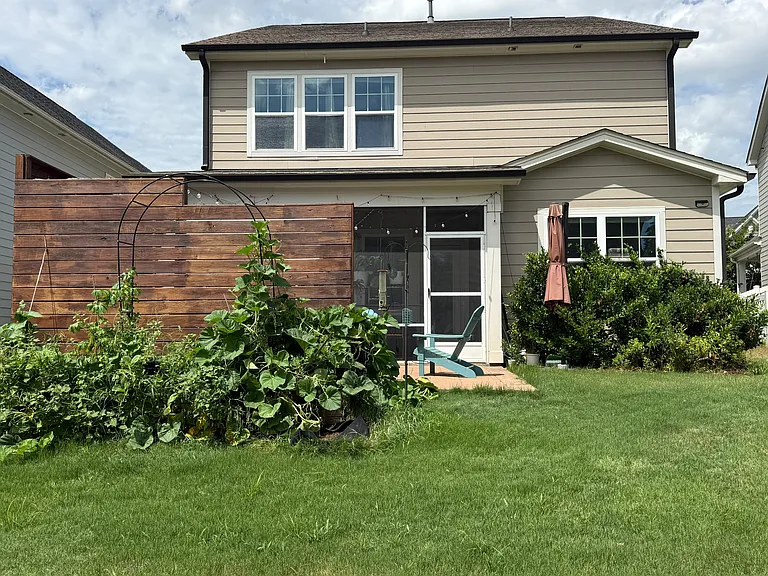 401 Ivy Arbor Way — Photo 18