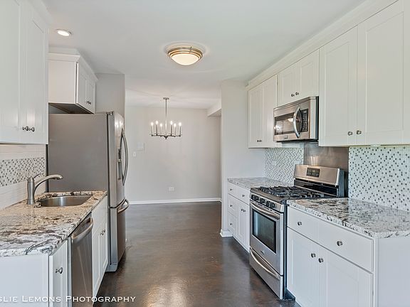 4th image of 7020 Barrington Ct