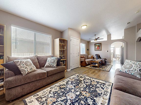 5th image of 6032 Stargazer Ave NW
