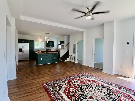 5th image of 411 S 3rd St