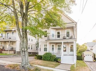 110 Hillside Rd #112, Watertown, MA 02472
