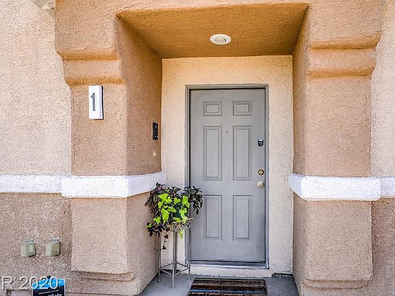 4th image of 3225 Orange Orchid Pl Unit 1