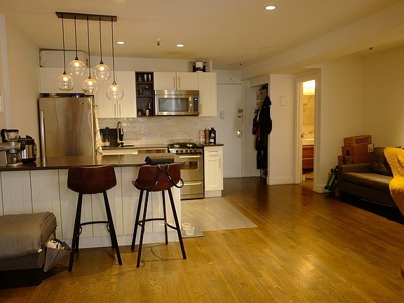 5th image of 66 Pearl St APT 401A