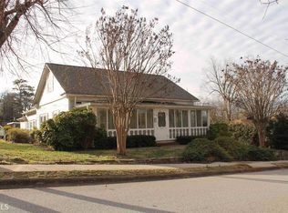 231 Thomas St, Cornelia, GA 30531