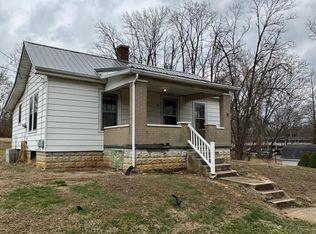 1016 W Country Club Dr, Bloomington, IN 47403