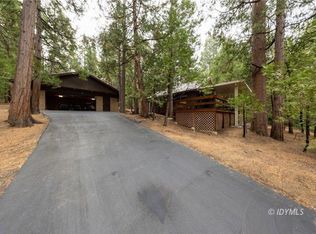 54805 S Circle Dr, Idyllwild, CA 92549