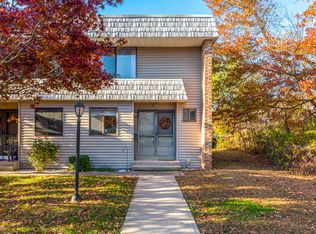 25 Briar Ct #25, Cromwell, CT 06416