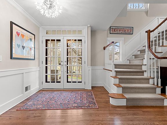3rd image of 4236 Heathcote Rd