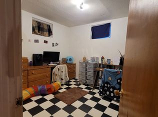 117 S Sargent Ave APT 2, Glendive, MT 59330