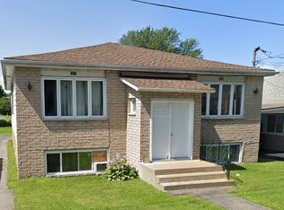 668 Lalonde St, Clarence Rockland, ON K4K 1B1