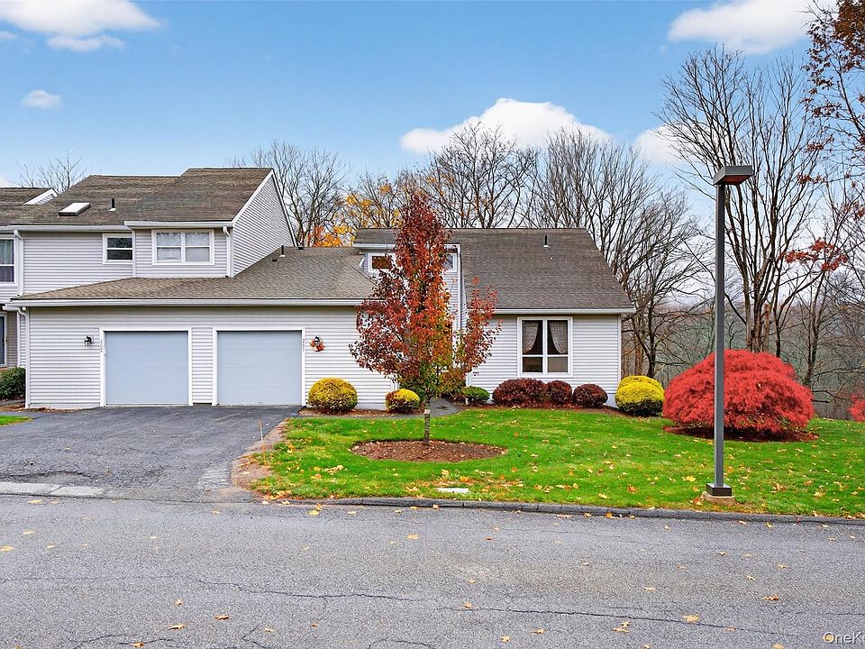 1st image of 201 Woodsbrooke Drive