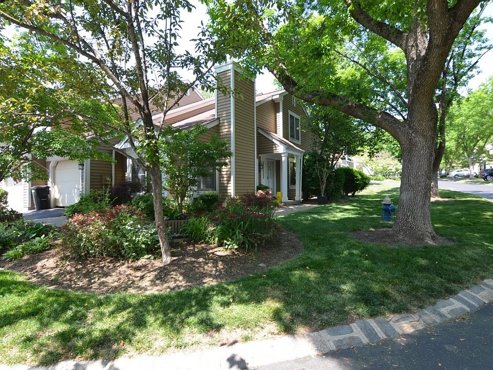 28 Eton Ct, Bedminster, NJ 07921 Zillow