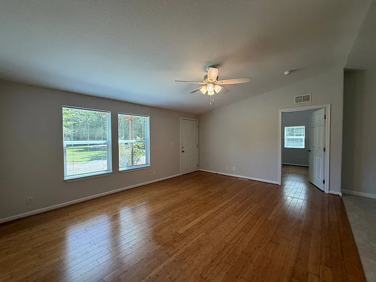 15820 SE 128th St — Photo 31