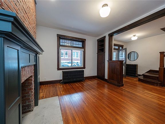 5th image of 1406 Lowrie St