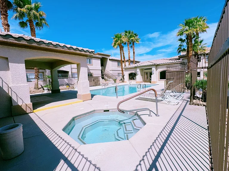 8725 W Flamingo Rd #208 — Photo 16