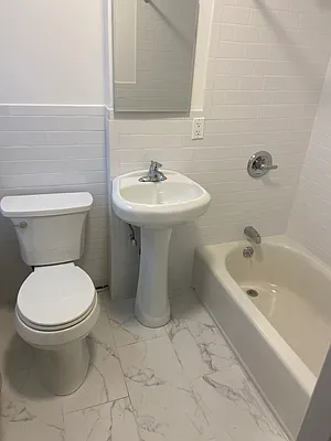 Rented by Bouklis Group | media 12