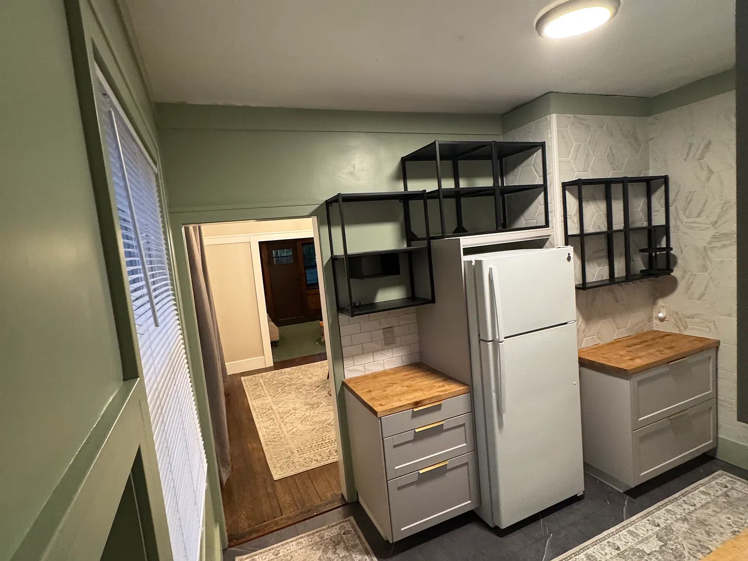 2 bed, 1100 sqft, $1,400 — Photo 3