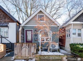 237 Craven Rd, Toronto, ON M4L2Z5