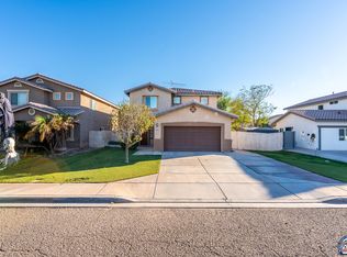 672 Dulles Ct W, Imperial, CA 92251