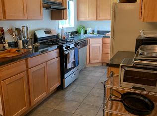 9080 W Swan Cir, Saint Louis, MO 63144